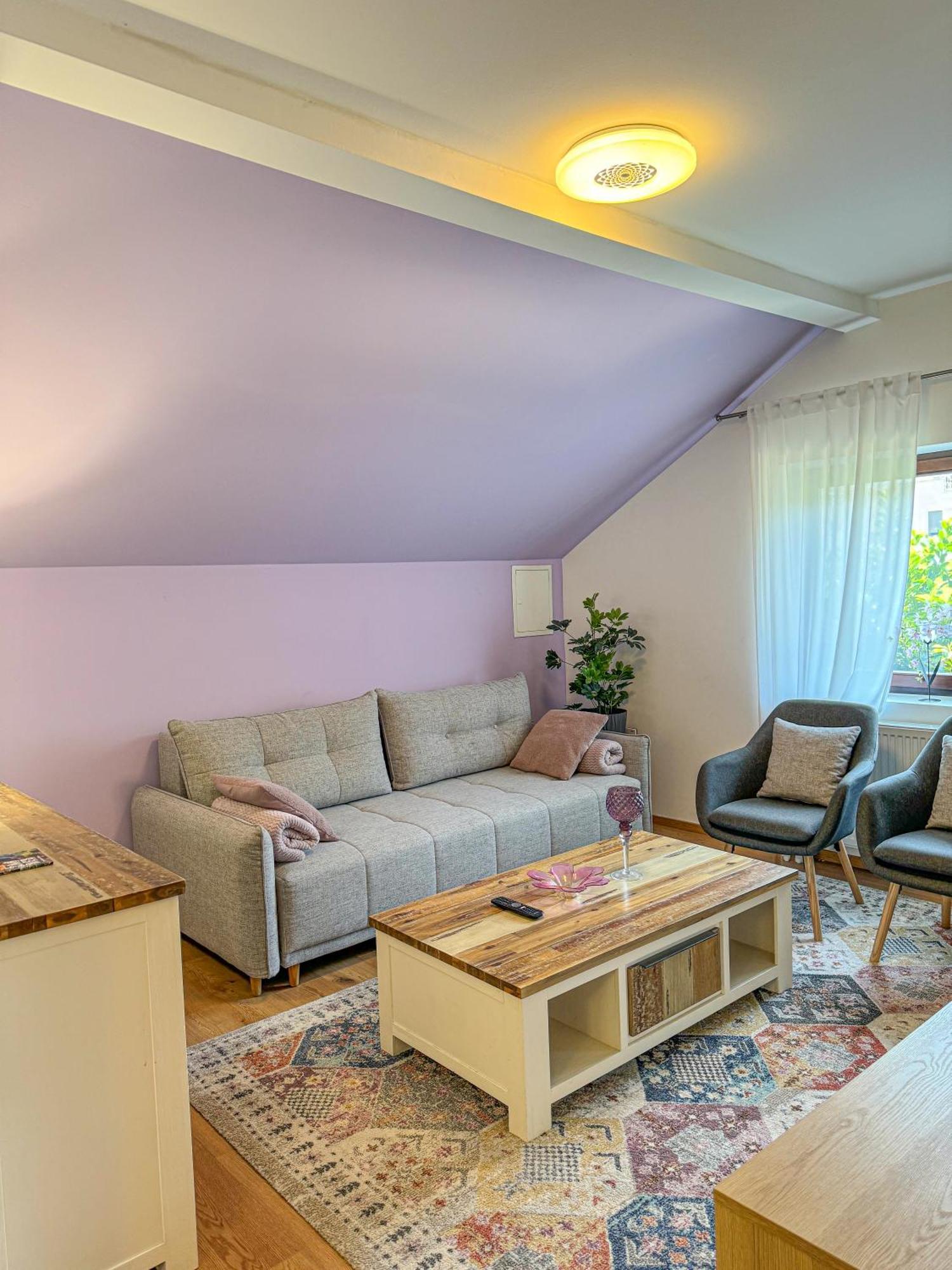Apartman Mibel Загреб Экстерьер фото