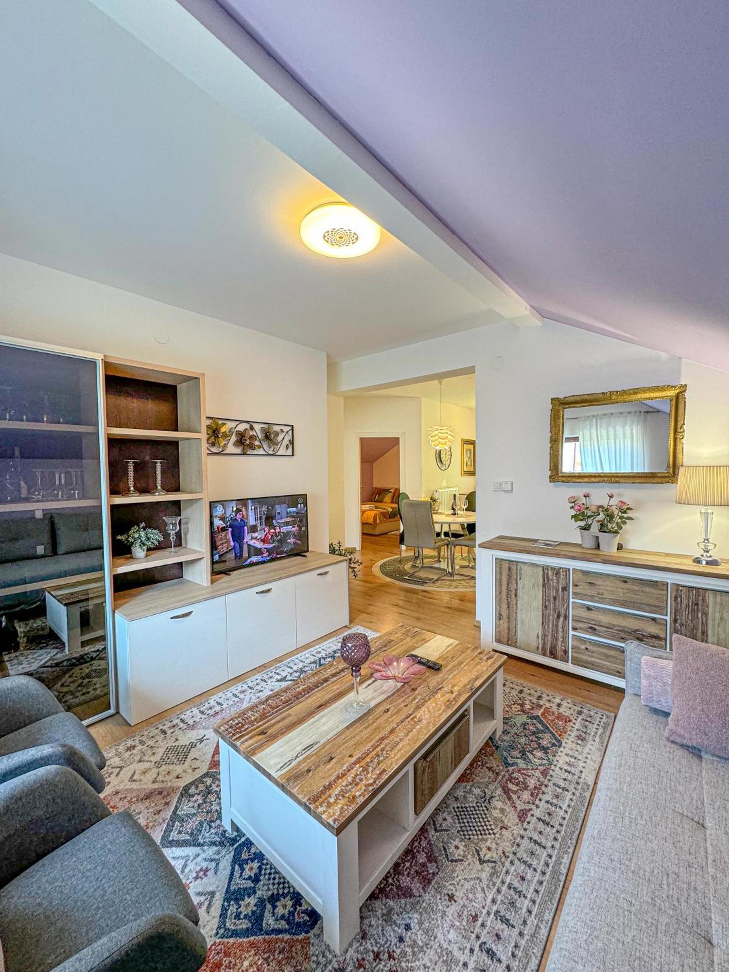 Apartman Mibel Загреб Экстерьер фото