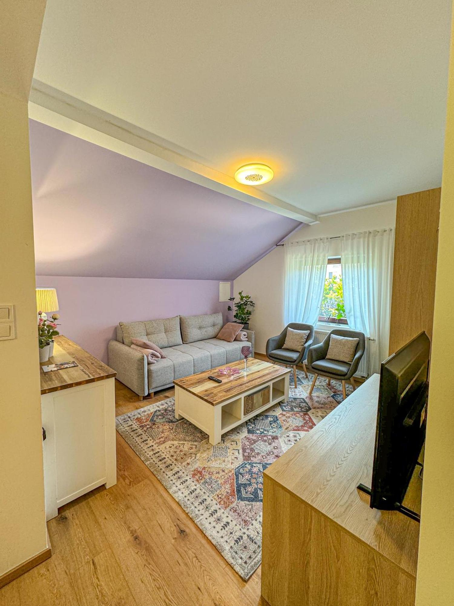 Apartman Mibel Загреб Экстерьер фото